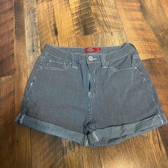 Dickies Pants - Dickies, train conductor style, pin striped cuffed shorts size 3/26